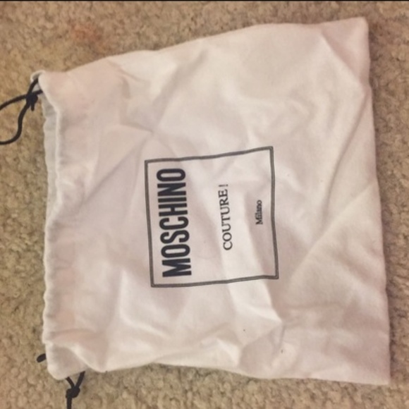 NWT Moschino Glitter Leather Belt Bag - Picture 4 of 4